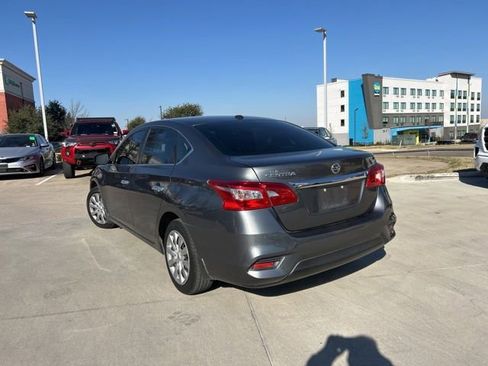 Used 2017 Nissan Sentra SV image 5