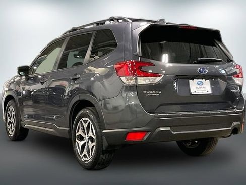 Used 2023 Subaru Forester Premium AWD/4WD image 12