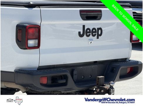 Used 2022 Jeep Gladiator Sport AWD/4WD image 6