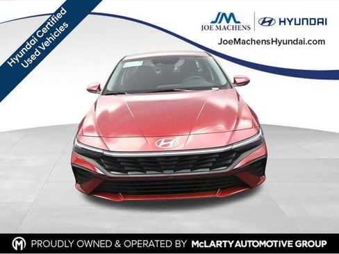 Certified 2026 Hyundai Elantra SE FWD image 4