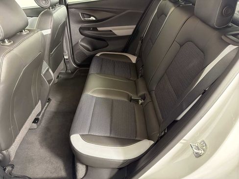 Certified 2025 Buick Envista Preferred FWD image 18