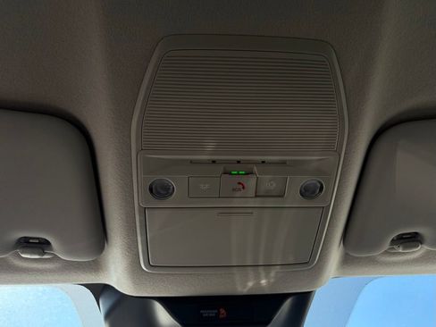 New 2026 Nissan Kicks SR FWD image 22