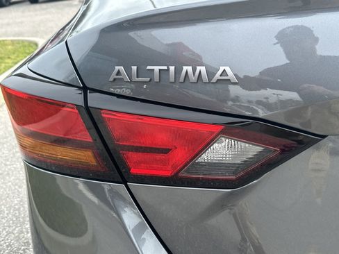 New 2025 Nissan Altima 2.5 S image 10