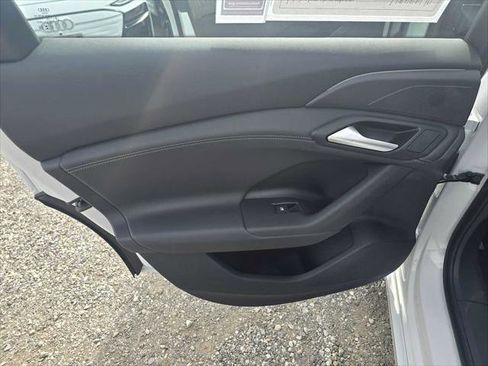 New 2025 Audi A6 e-tron Premium image 16