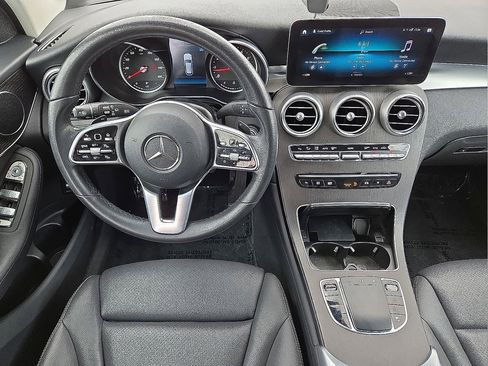 Used 2022 Mercedes-Benz GLC 300 image 17