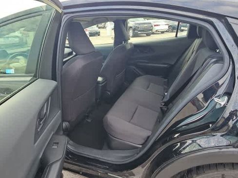 Used 2024 Toyota Prius LE image 18