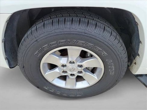 Used 2011 Toyota 4Runner SR5 RWD image 9