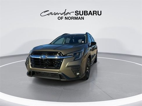 Used 2024 Subaru Ascent Limited w/ Technology Package image 4