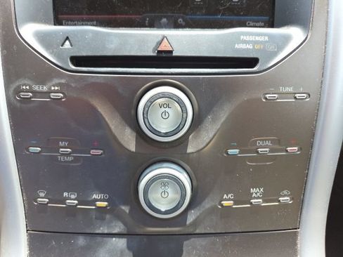 Used 2014 Ford Edge SEL w/ Equipment Group 205A FWD image 30