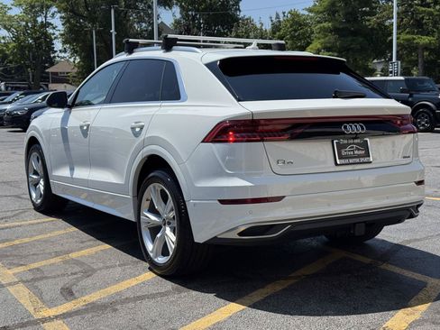 Used 2023 Audi Q8 Premium w/ Convenience Package AWD/4WD image 5