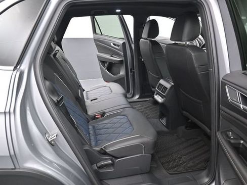 New 2026 Volkswagen Atlas Cross Sport SEL Premium R-Line AWD/4WD image 13