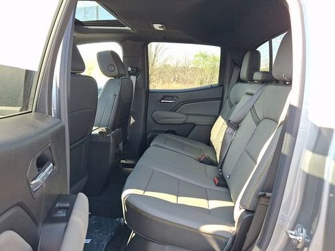 New 2026 Chevrolet Colorado ZR2 w/ Technology Package AWD/4WD image 6