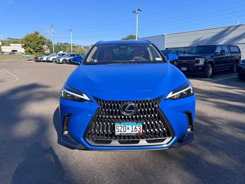 Used 2025 Lexus NX 350h AWD w/ Accessory Package (2T) image 2
