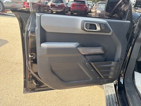 Used 2021 Ford Bronco Black Diamond AWD/4WD image 7