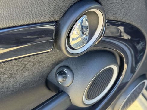 Used 2009 MINI Cooper Clubman Hardtop image 13