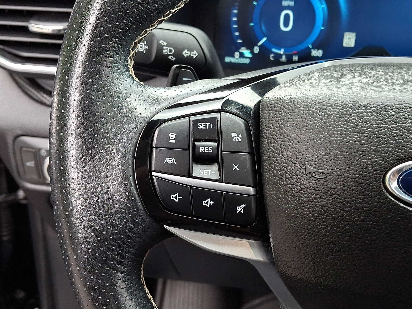 Used 2022 Ford Explorer ST w/ Equipment Group 401A AWD/4WD image 24