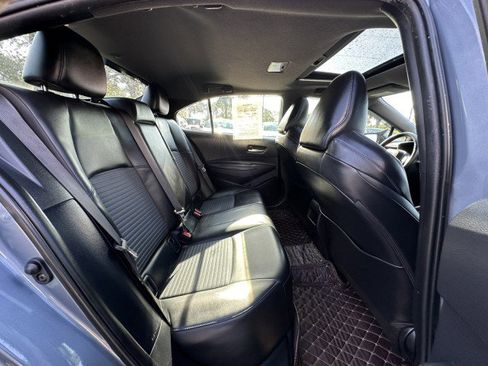 Used 2021 Toyota Corolla XSE image 19