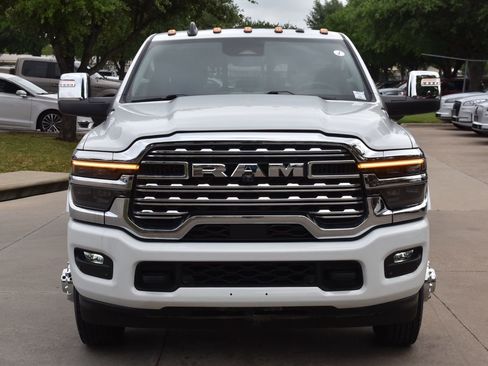Used 2025 RAM 3500 Longhorn image 3
