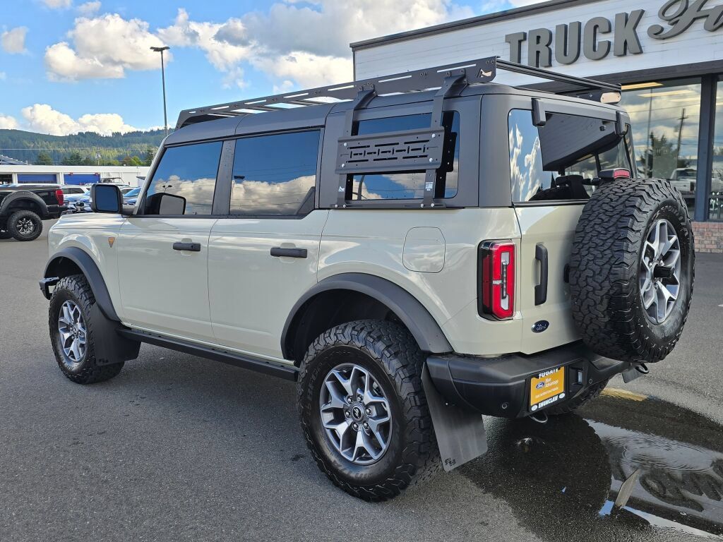 Certified 2025 Ford Bronco Badlands AWD/4WD image 9