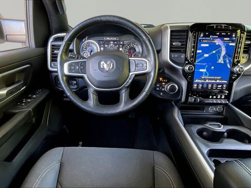 Used 2021 RAM 1500 Big Horn AWD/4WD image 9
