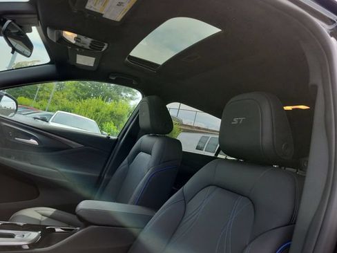 New 2026 Buick Envista Sport Touring w/ Convenience I Package FWD image 26