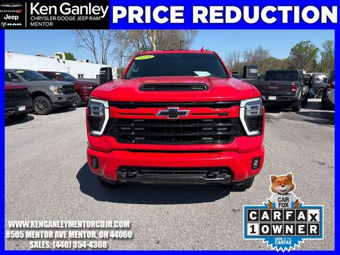 Used 2024 Chevrolet Silverado 2500 LTZ w/ LTZ Plus Package AWD/4WD image 2