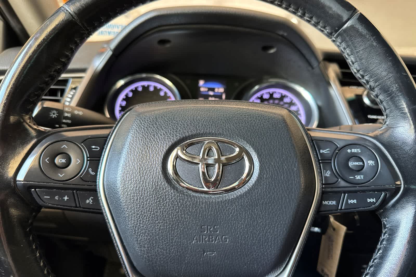 Used 2019 Toyota Camry SE w/ Carpet Mat Package FWD image 20