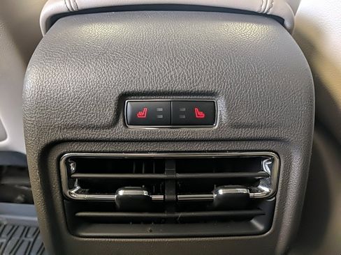 Used 2020 Lincoln Corsair Reserve w/ Appearance Package image 14