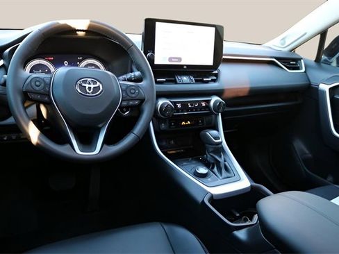 Used 2023 Toyota RAV4 Limited image 14