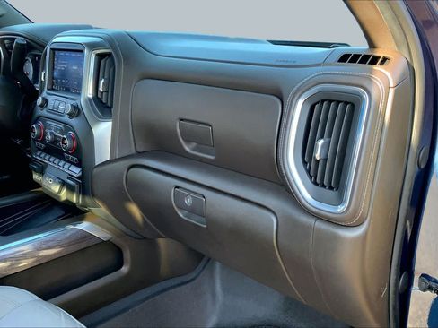 Used 2022 Chevrolet Silverado 2500 LTZ AWD/4WD image 19