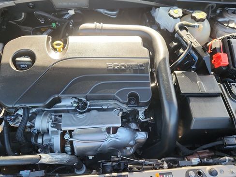 Used 2024 Chevrolet Malibu LS FWD image 15