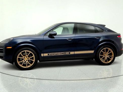 Used 2024 Porsche Cayenne Coupe w/ Premium Package Plus AWD/4WD image 8