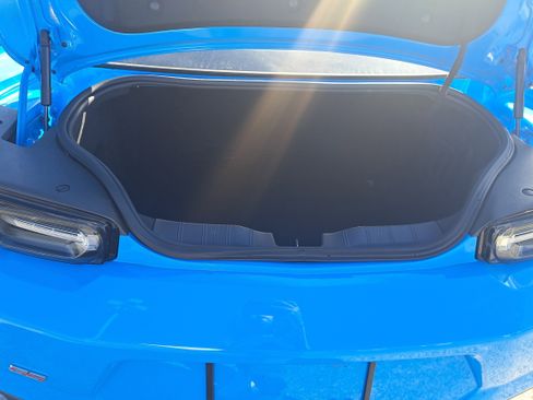Used 2022 Chevrolet Camaro SS image 10