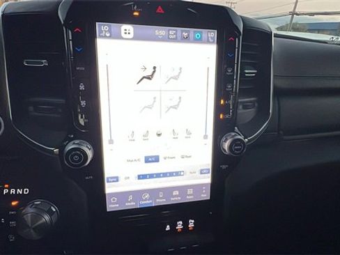 Used 2025 RAM 1500 Laramie image 24