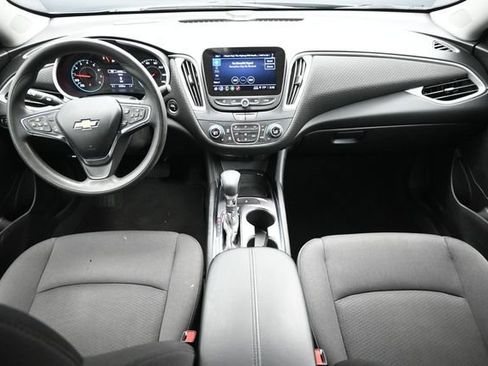 Used 2023 Chevrolet Malibu LT FWD image 13