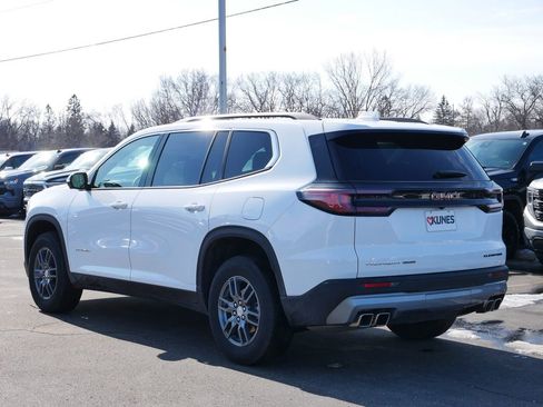 Used 2023 GMC Terrain SLT w/ Infotainment Package II AWD/4WD image 8