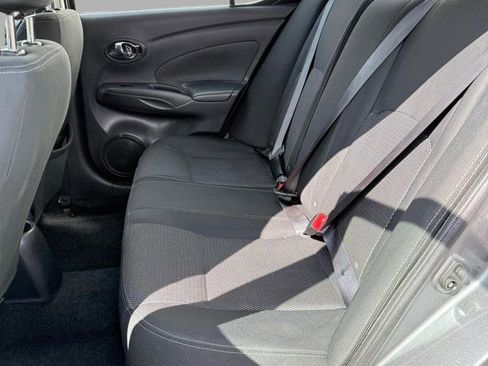 Used 2019 Nissan Versa SV image 28