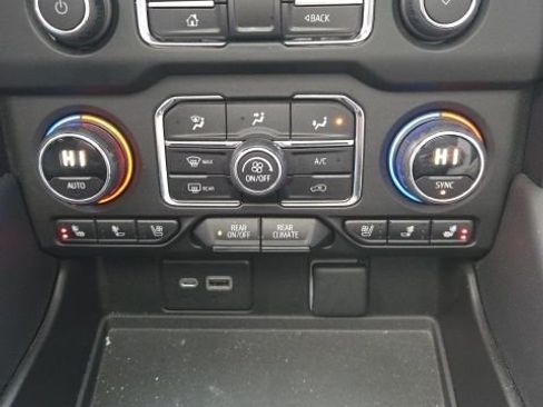 Used 2023 Chevrolet Tahoe Premier image 40