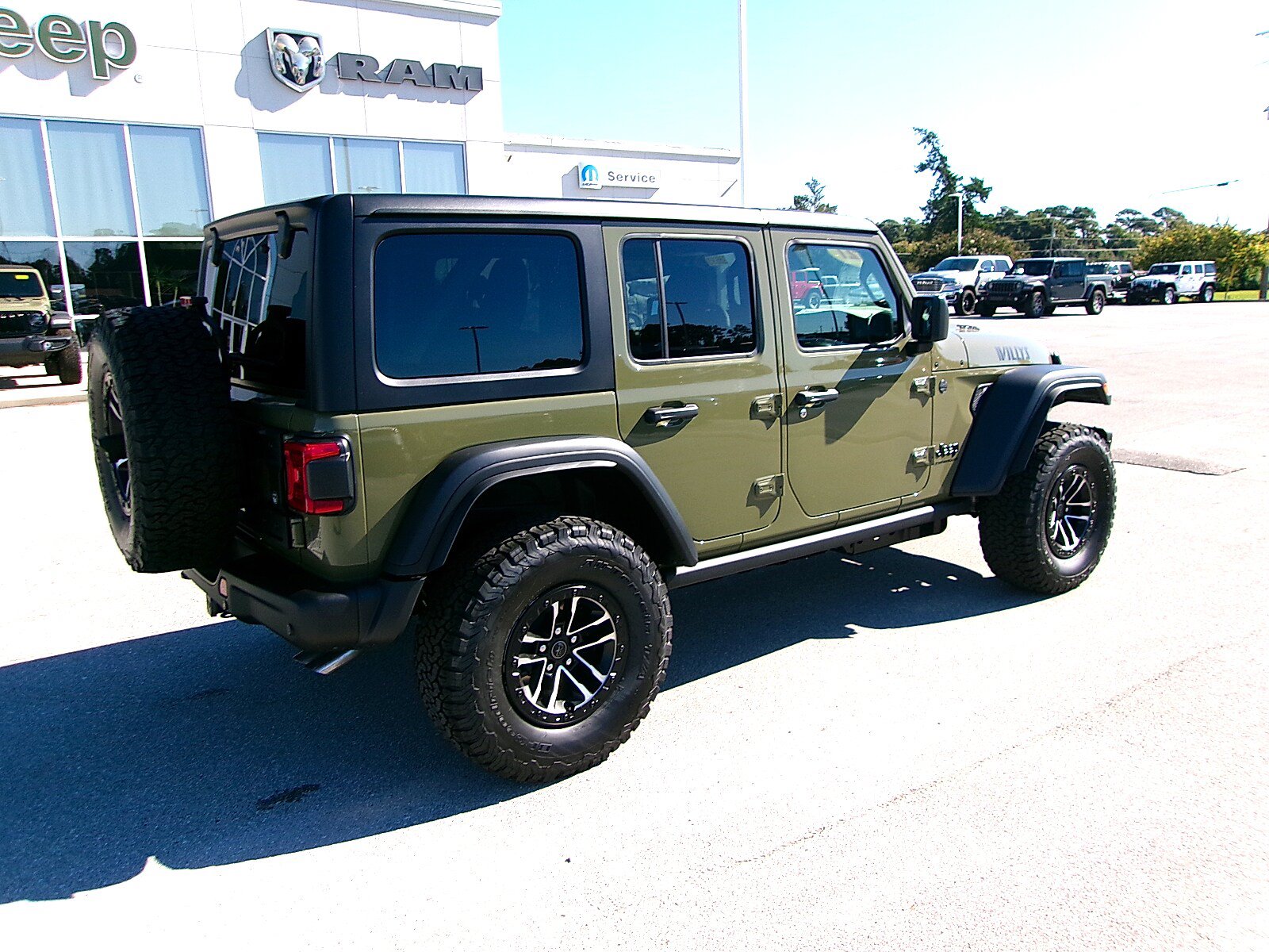 New 2027 Jeep Wrangler Unlimited Rubicon 392 AWD/4WD image 3