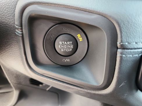 New 2025 Jeep Gladiator Rubicon w/ Safety Group image 30