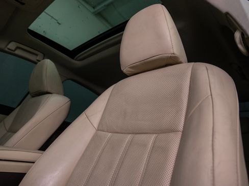 Used 2017 Lexus ES 350 w/ Luxury Package FWD image 19