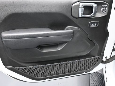 Certified 2022 Jeep Wrangler Unlimited Sport image 9