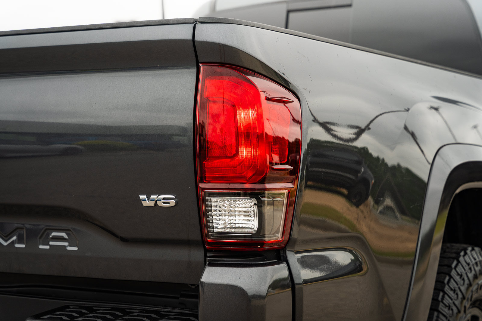 Used 2022 Toyota Tacoma SR5 w/ Technology Package RWD image 15