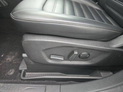 Certified 2022 Ford Edge SEL w/ Convenience Package image 12