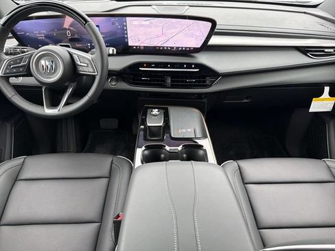 New 2026 Buick Enclave Avenir w/ Super Cruise Package FWD image 9