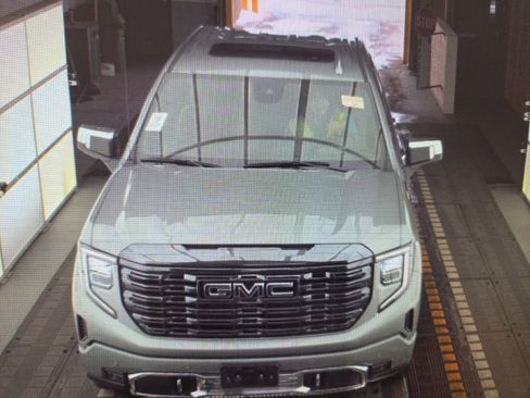 Used 2024 GMC Sierra 1500 Denali Ultimate image 23