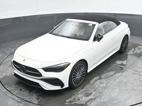 New 2026 Mercedes-Benz CLE 300 4MATIC Cabriolet image 32