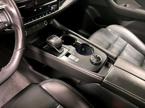 Used 2022 Nissan Rogue SL w/ SL Premium Package image 20