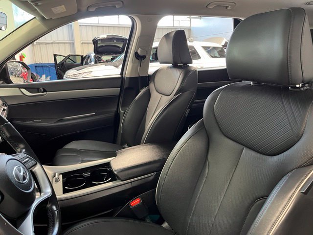 Used 2025 Hyundai Palisade SEL FWD image 24