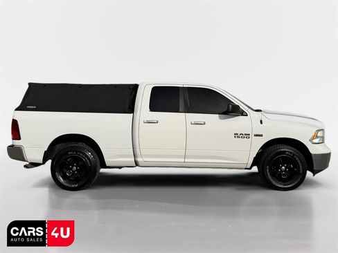 Used 2017 RAM 1500 Classic SLT image 8